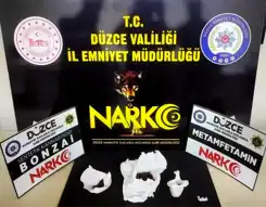 Düzce'de 5 Gözaltı, 63 Kişiye Uyuşturucu Operasyonu