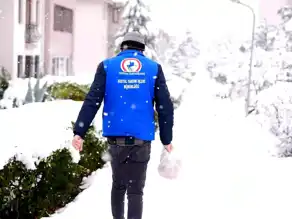Düzce Belediyesi, Karla Mücadelede Sıcak Yemek Hizmetinden Vazgeçmiyor