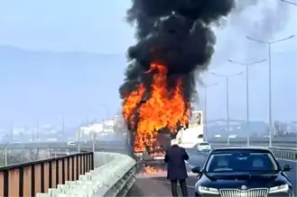 Düzce'de Damperli Kamyon Yandı!