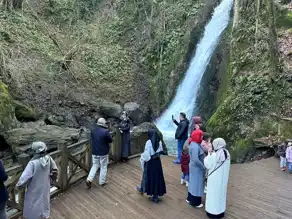 Düzce'de Doğa Keyfi: Yarıyıl Tatili Şelalelerde!