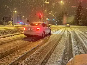Yoğun Kar Yağışı Sürücüleri Mağdur Ediyor