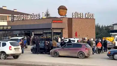 Düzce'de Ramazan Pidesi İçin Uzun Kuyruklar