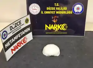 Düzce'de 3 Uyuşturucu Ticareti Şüphelisi Tutuklandı