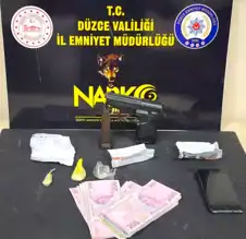 Düzce'de 3 Uyuşturucu Şüphelisi Tutuklandı