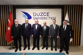 Eski Meclis Başkanı, Üniversitede Anayasa Programı Düzenledi
