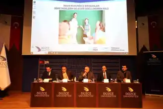 Öğretmenlerin Geleceği Tartışıldı