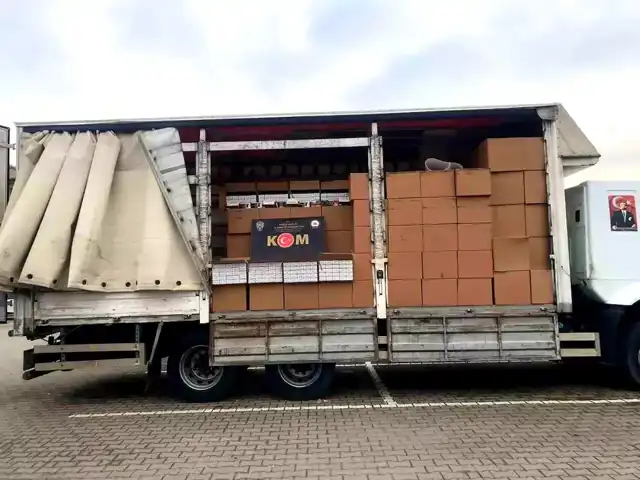 Düzce'de 4 Milyon Kaçak Makaron!