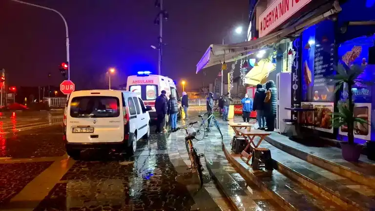 Düzce'de Tekel Büfesi Sahibi Silahlı Saldırıda Yaralandı