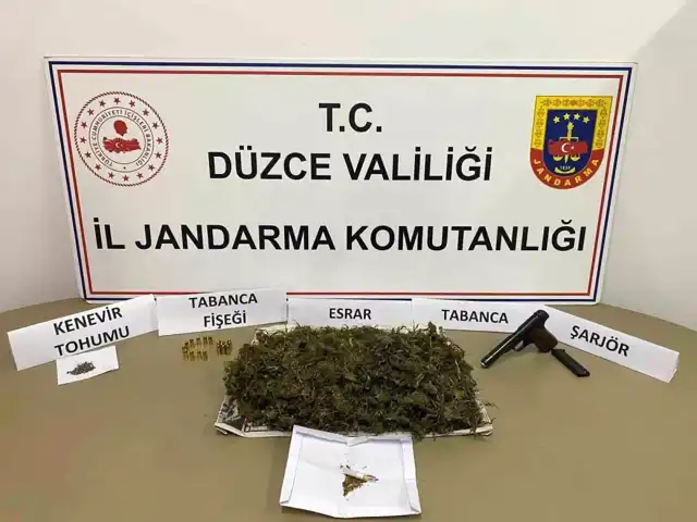 Düzce'de Uyuşturucu ve Silah Operasyonu