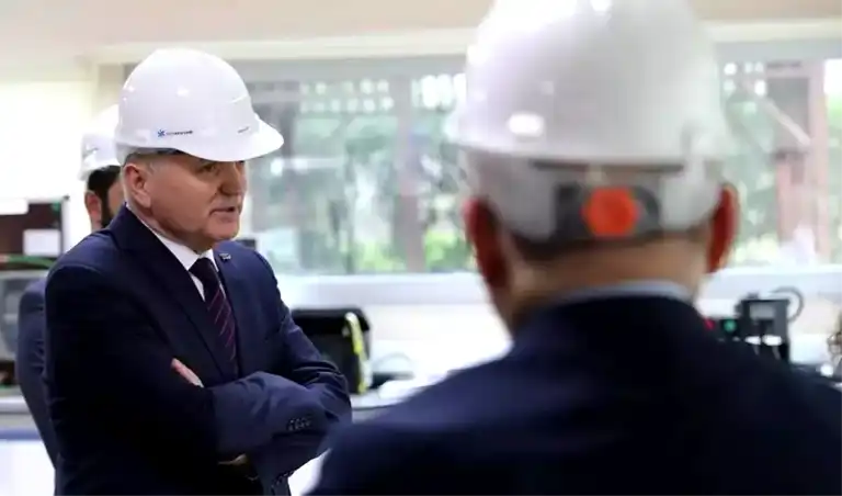 Düzce'nin İhracatı 2,1 Milyar Dolara Ulaştı!